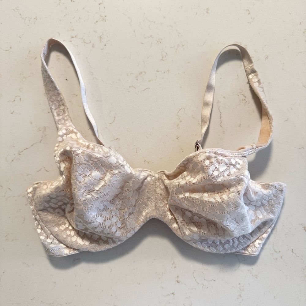 Soma Bra Minimizing Emma Underwire Bra Womens 34D Cream